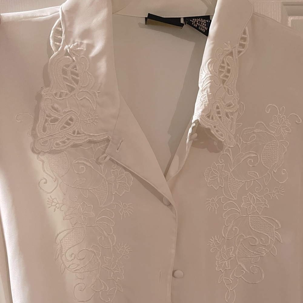 Women’s White Blouse